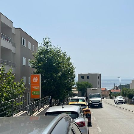 Apartment Lucija - Cozy Flat In The City Center With A Sea View & Parking 마카르스카 외부 사진