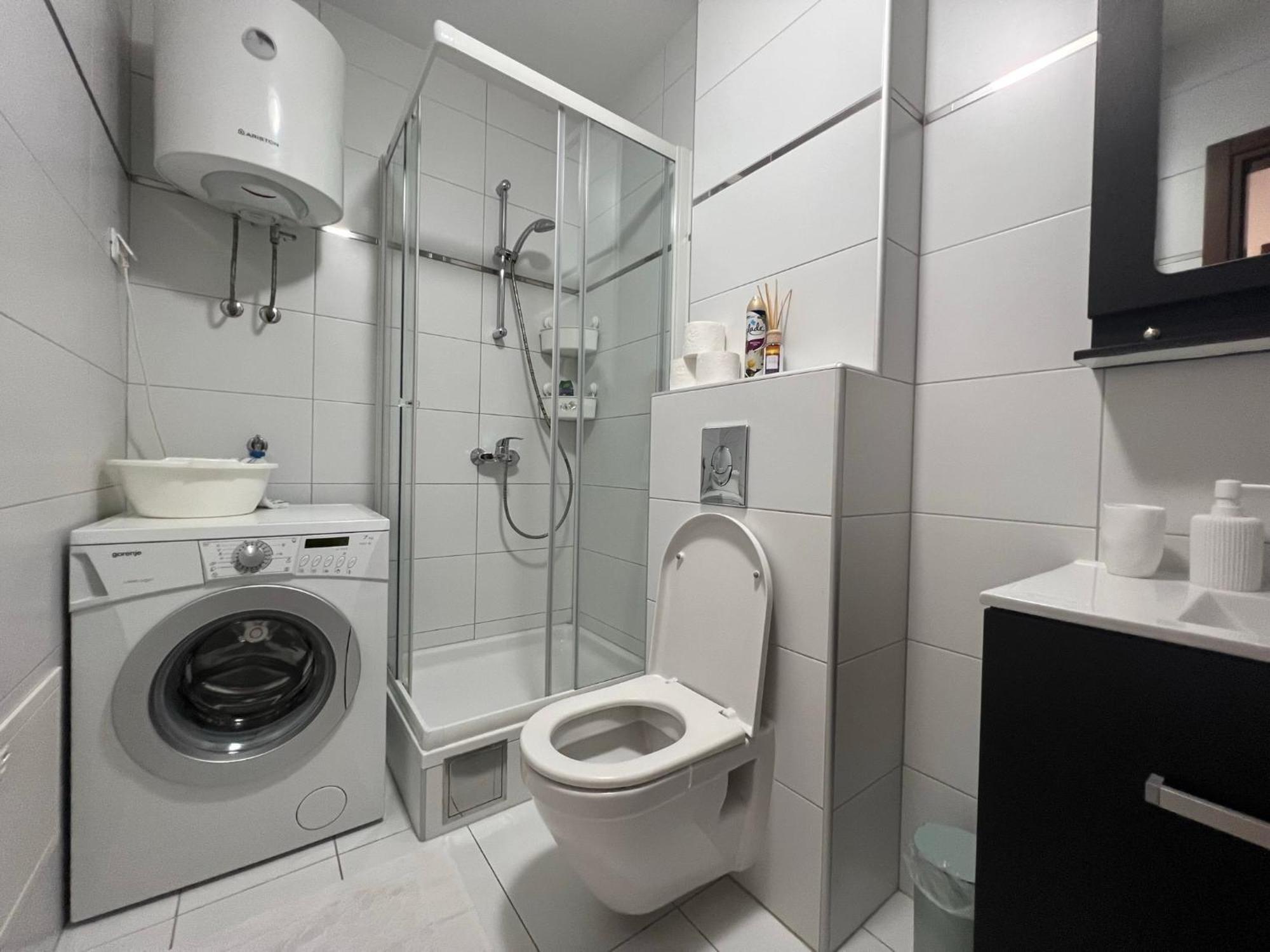 Apartment Lucija - Cozy Flat In The City Center With A Sea View & Parking 마카르스카 외부 사진