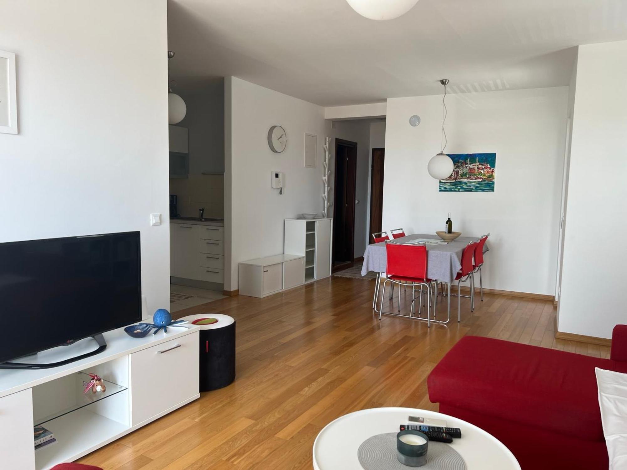 Apartment Lucija - Cozy Flat In The City Center With A Sea View & Parking 마카르스카 외부 사진